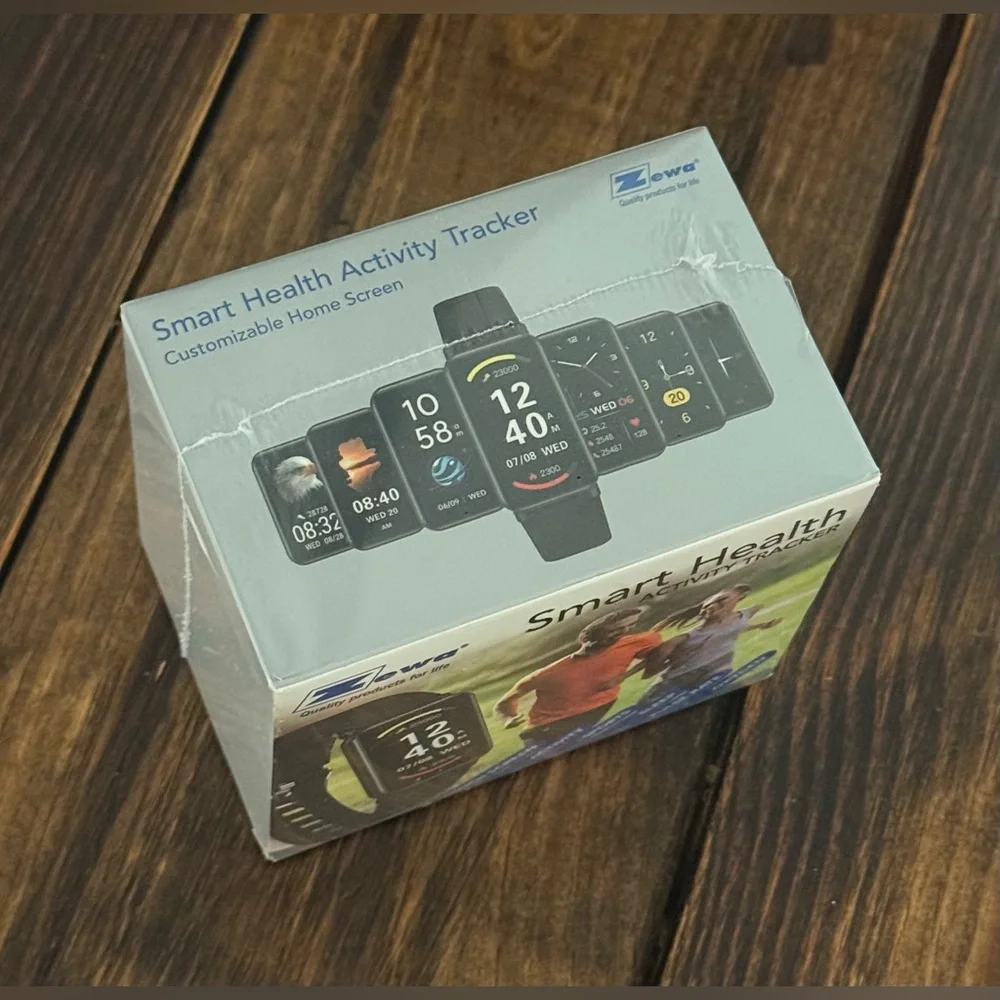 NEW IN BOX! Black Zewa Bluetooth Smartwatch/Activity Tracker